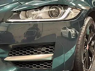 Used 2016 Jaguar Xf R-Sport Green - Interior and Exterior details 12