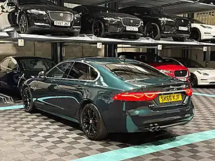 Used 2016 Jaguar Xf R-Sport Green - Interior and Exterior details 7