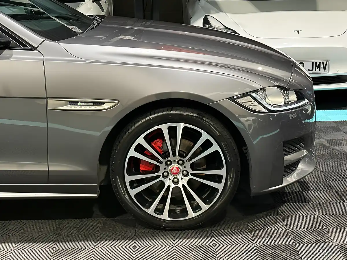 Used 2016 Jaguar Xf R-Sport Grey - Interior and Exterior details 13