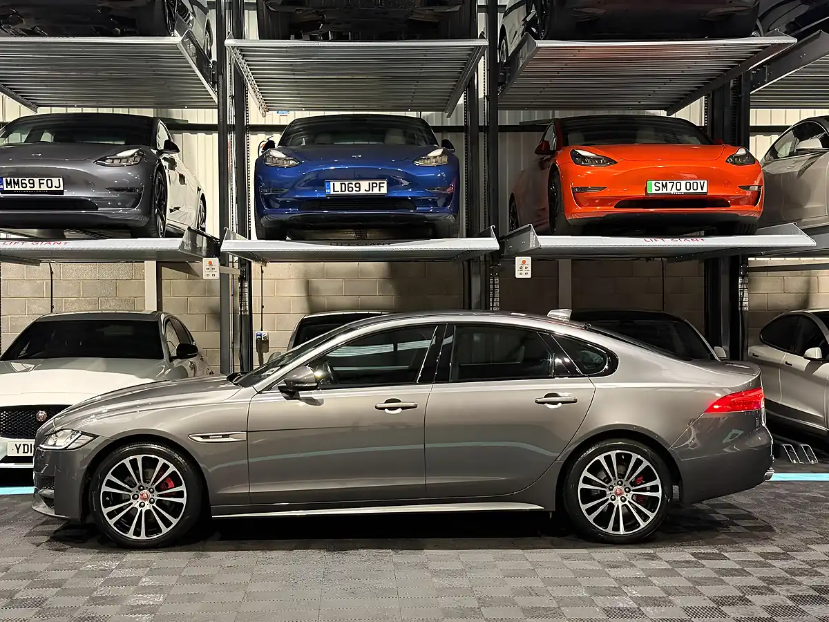 Used 2016 Jaguar Xf R-Sport Grey - Interior and Exterior details 6