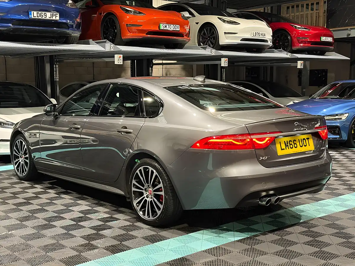 Used 2016 Jaguar Xf R-Sport Grey - Interior and Exterior details 7