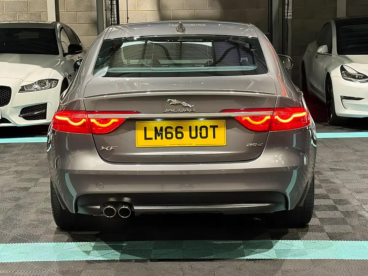 Used 2016 Jaguar Xf R-Sport Grey - Interior and Exterior details 8