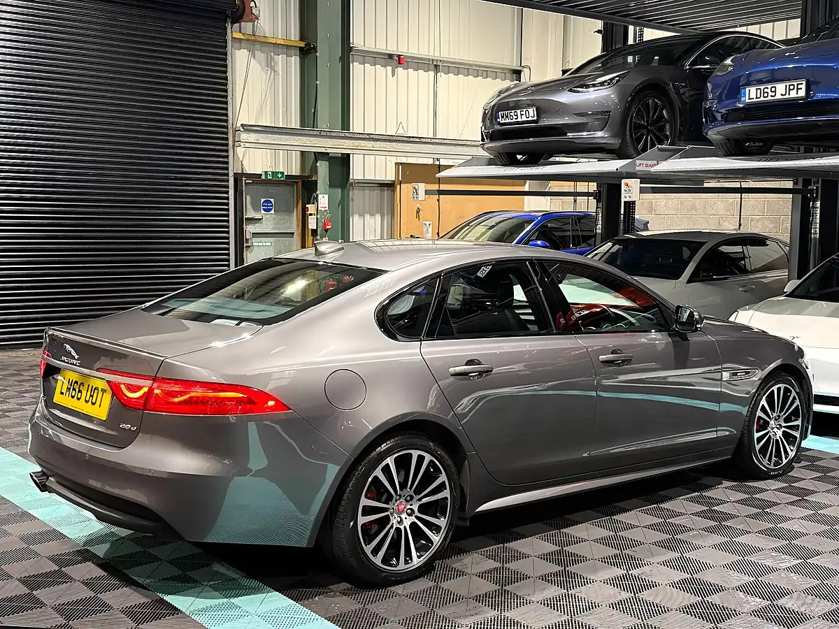 Used 2016 Jaguar Xf R-Sport Grey - Interior and Exterior details 9