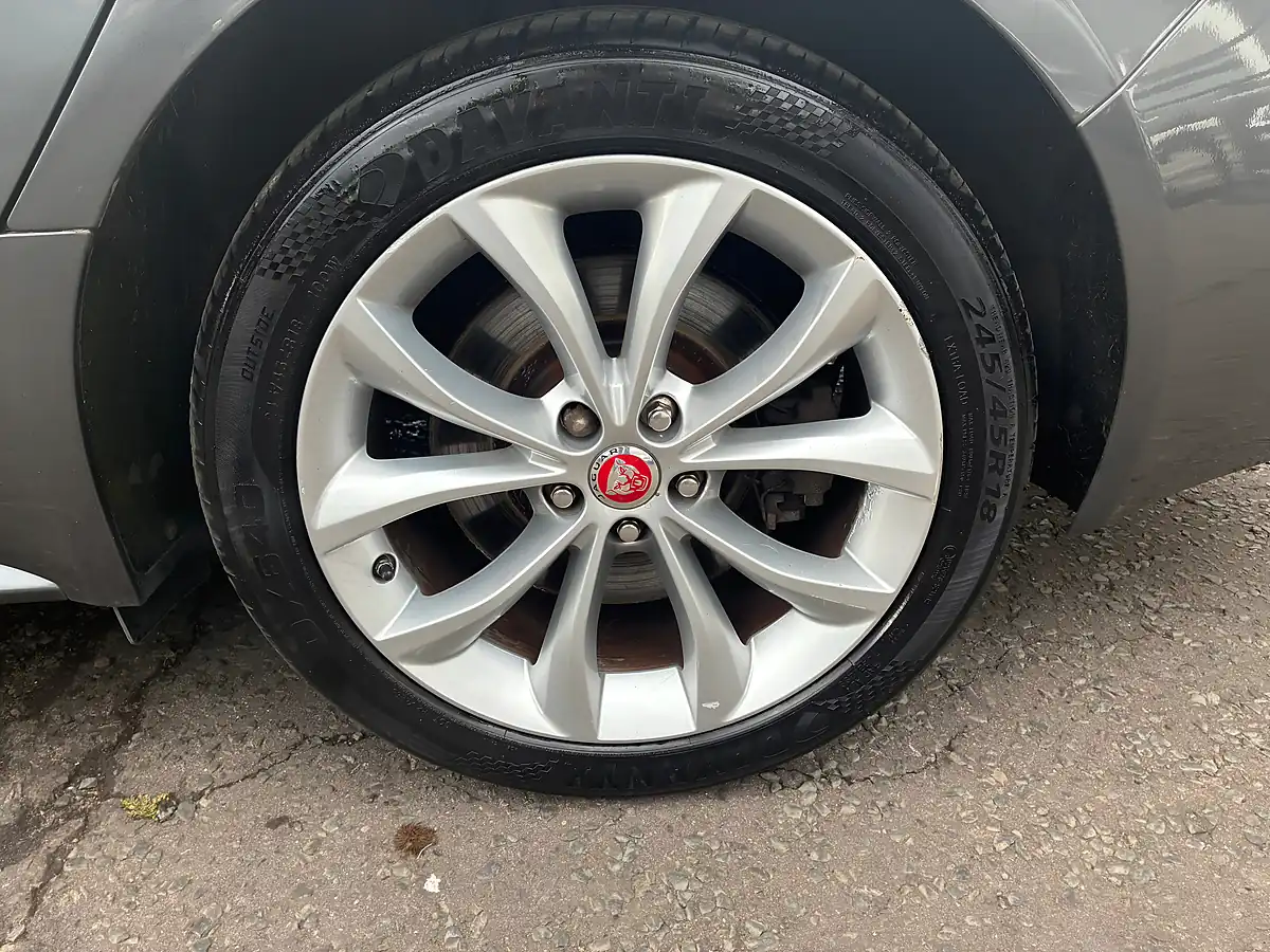 Used 2016 Jaguar Xf R-Sport Grey - Interior and Exterior details 10
