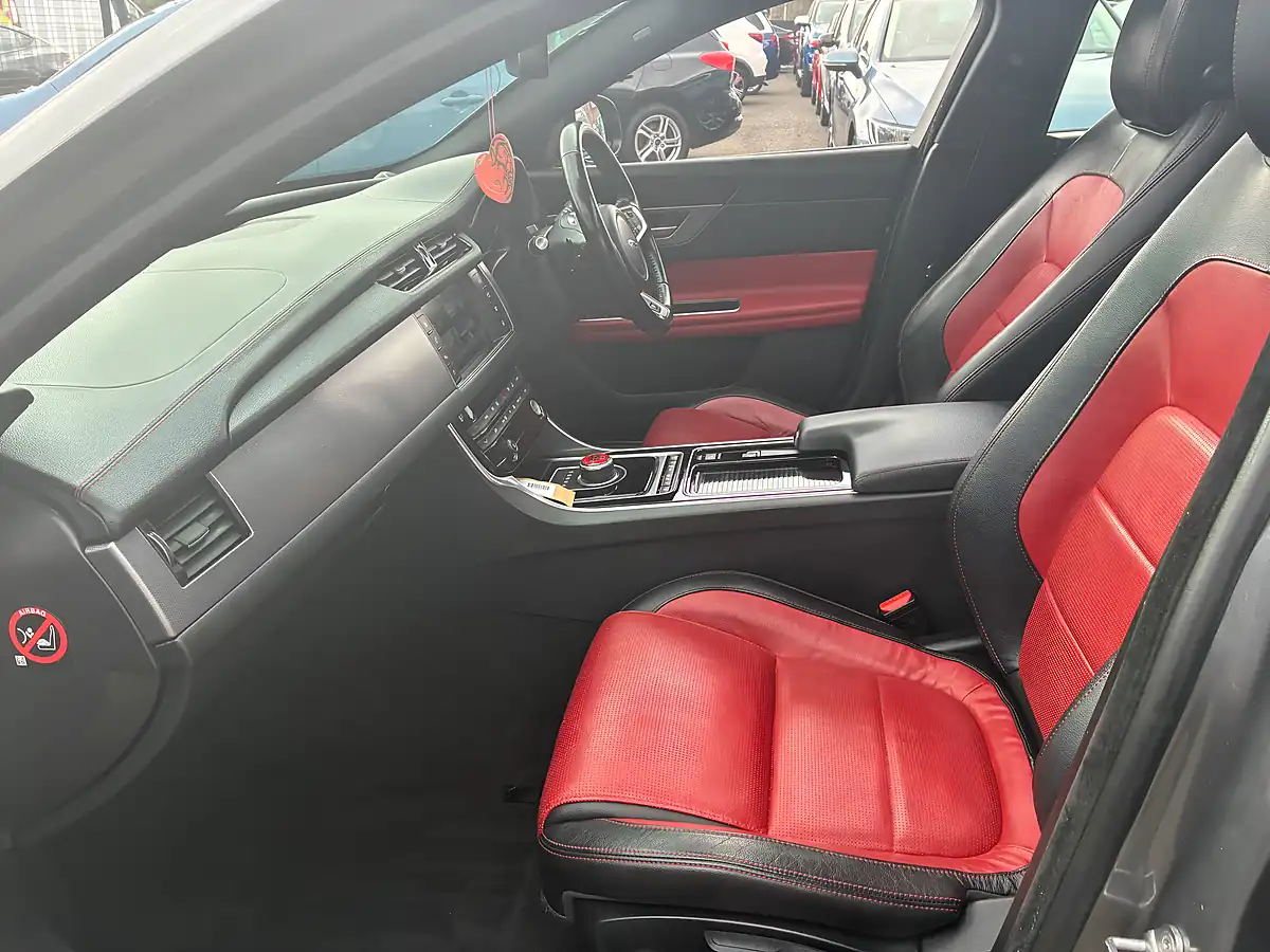 Used 2016 Jaguar Xf R-Sport Grey - Interior and Exterior details 18