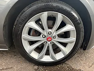 Used 2016 Jaguar Xf R-Sport Grey - Interior and Exterior details 9