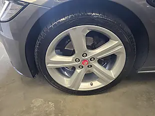 Used 2016 Jaguar Xf R-Sport Grey - Interior and Exterior details 16