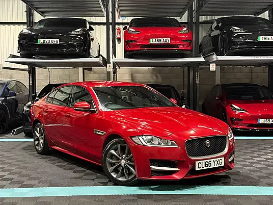 2016 Jaguar XF 2.0d R-Sport