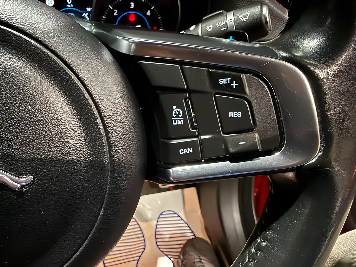 Used 2016 Jaguar Xf R-Sport Red - Interior and Exterior details 17