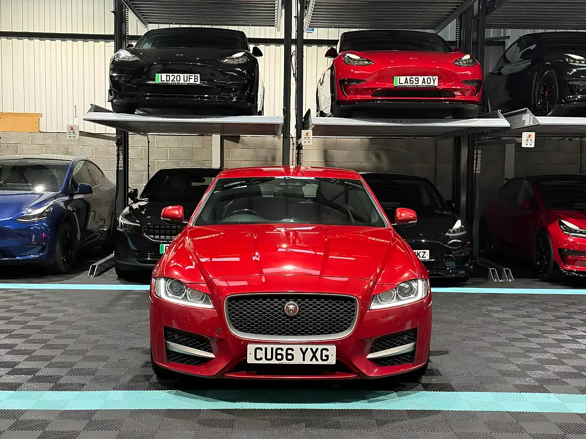 Used 2016 Jaguar Xf R-Sport Red - Interior and Exterior details 2