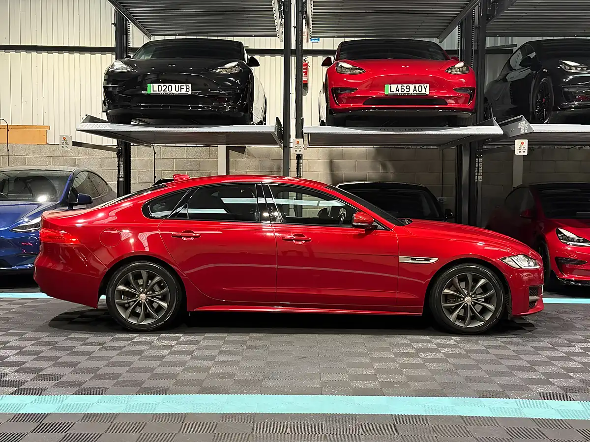 Used 2016 Jaguar Xf R-Sport Red - Interior and Exterior details 8