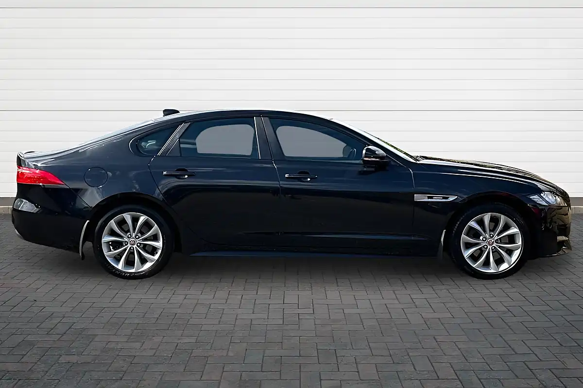 Used 2016 Jaguar Xf R-Sport Santorini Black - Interior and Exterior details 2