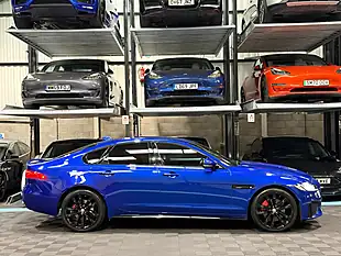 Used 2016 Jaguar Xf S Blue - Interior and Exterior details 10