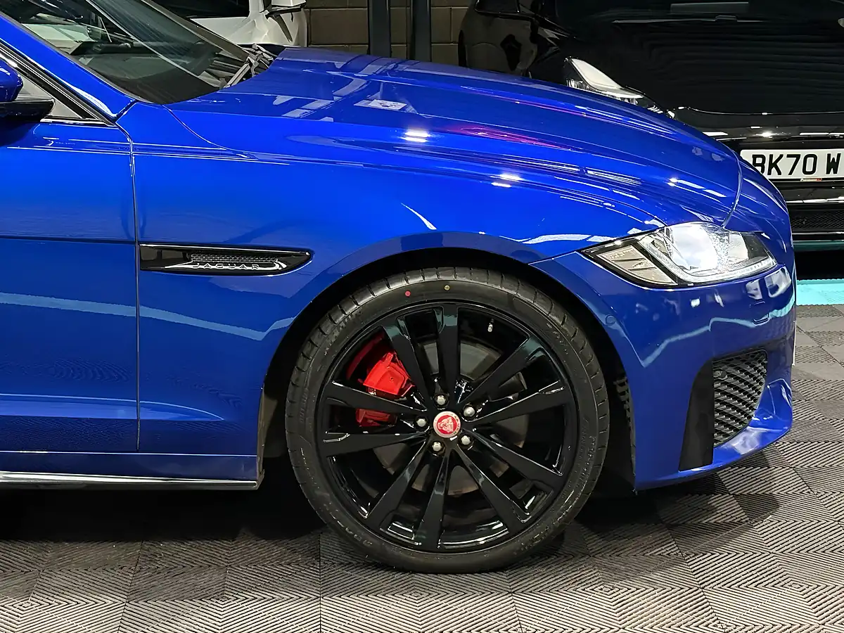 Used 2016 Jaguar Xf S Blue - Interior and Exterior details 15