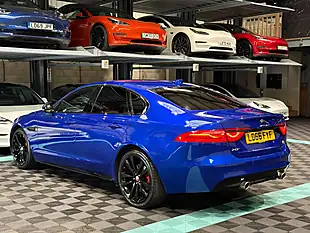 Used 2016 Jaguar Xf S Blue - Interior and Exterior details 7