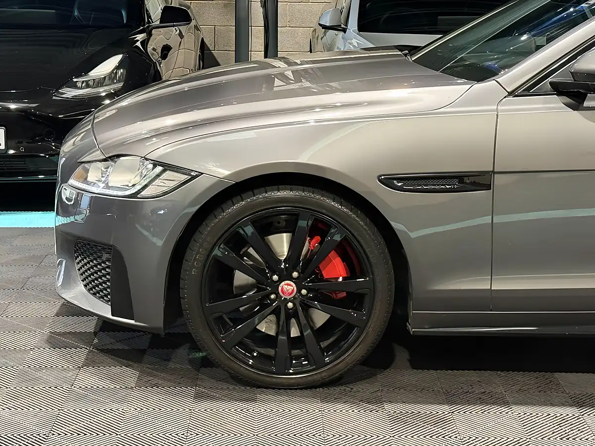 Used 2016 Jaguar Xf S Grey - Interior and Exterior details 14
