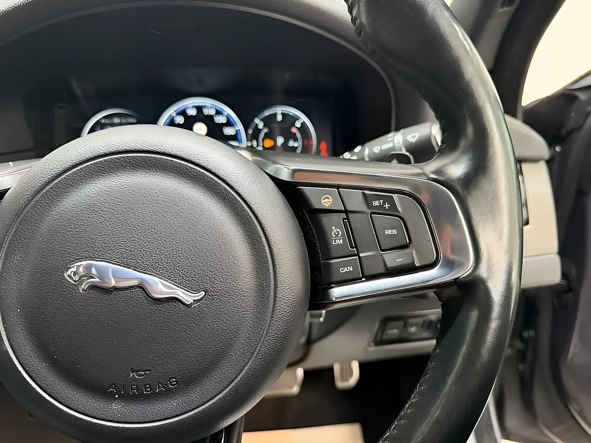 Used 2016 Jaguar Xf S Grey - Interior and Exterior details 15