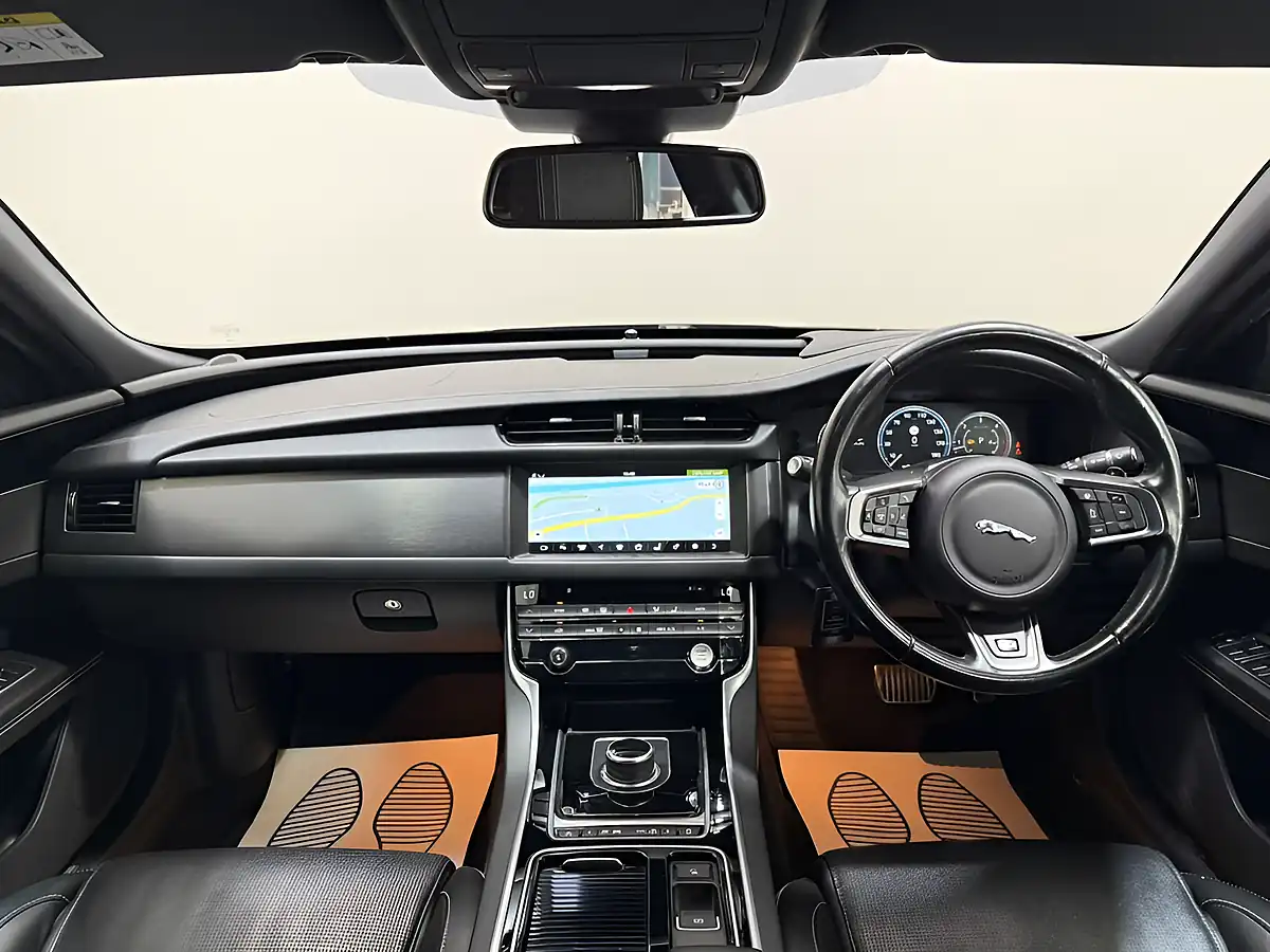 Used 2016 Jaguar Xf S Grey - Interior and Exterior details 4
