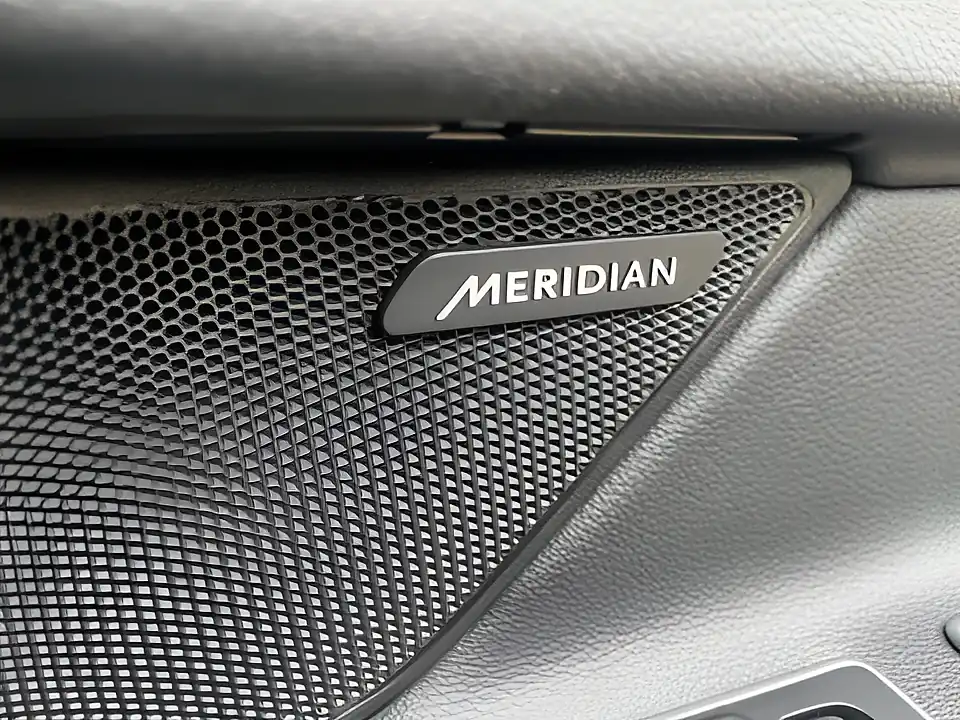 Used 2016 Jaguar Xf S Grey - Interior and Exterior details 14