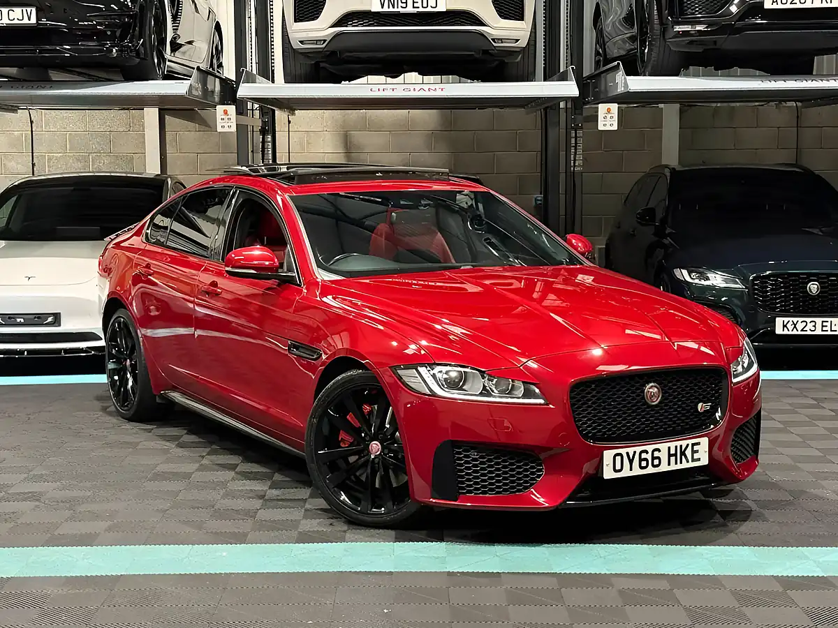 Used 2016 Jaguar Xf S Red - Front View