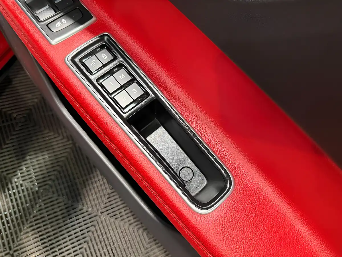 Used 2016 Jaguar Xf S Red - Interior and Exterior details 16