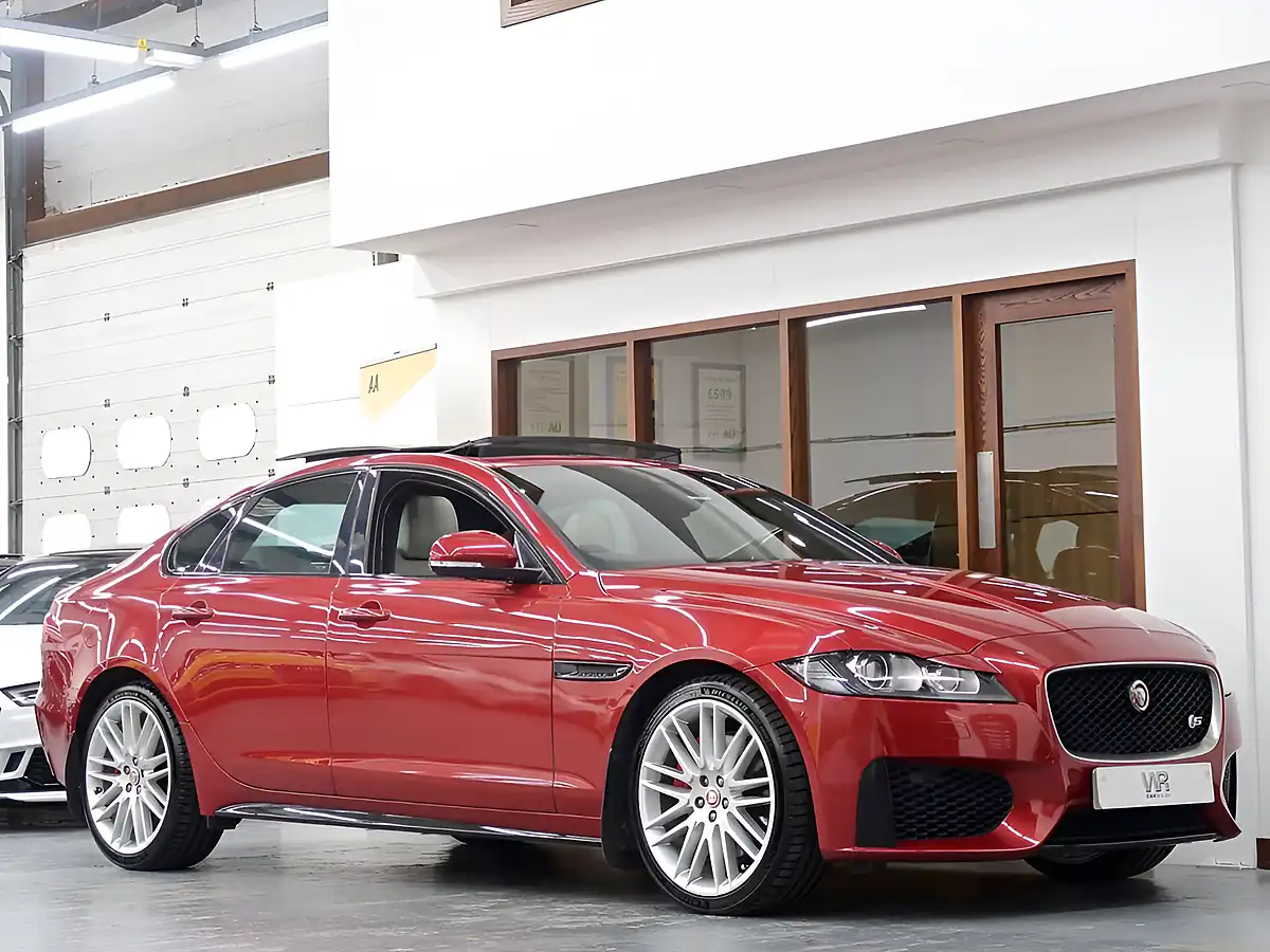 Used 2016 Jaguar Xf S Red - Front View