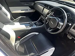 Used 2016 Jaguar Xf S White - Interior and Exterior details 12