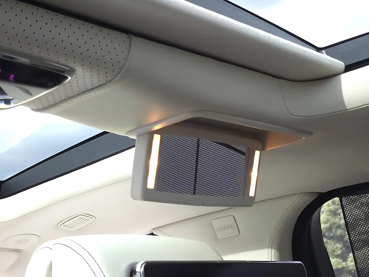 Used 2016 Jaguar Xj Autobiography Rhodium Silver Metallic - Interior and Exterior details 16