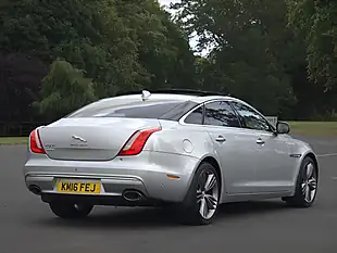 Used 2016 Jaguar Xj Autobiography Rhodium Silver Metallic - Interior and Exterior details 4