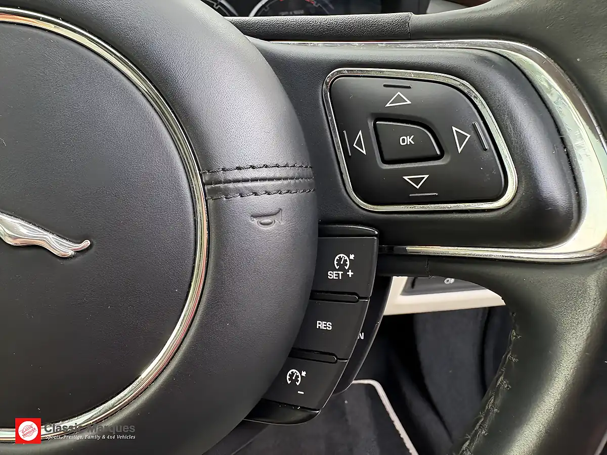 Used 2016 Jaguar Xj Portfolio Black - Interior and Exterior details 16