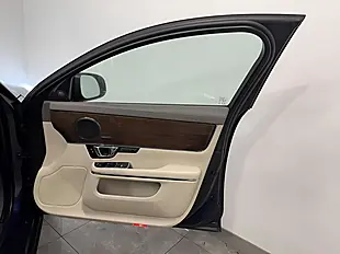 Used 2016 Jaguar Xj Premium Luxury Blue - Interior and Exterior details 11
