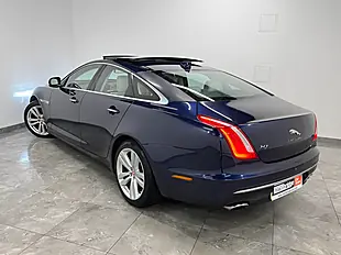 Used 2016 Jaguar Xj Premium Luxury Blue - Interior and Exterior details 5