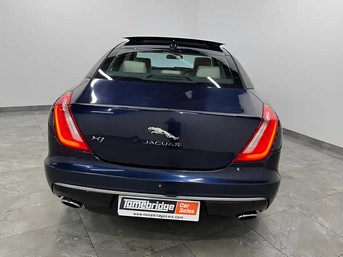 Used 2016 Jaguar Xj Premium Luxury Blue - Interior and Exterior details 7