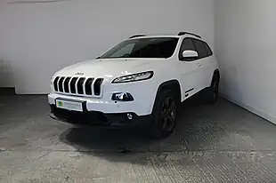 Used 2016 Jeep Cherokee 75th Anniversary White - Interior and Exterior details 2