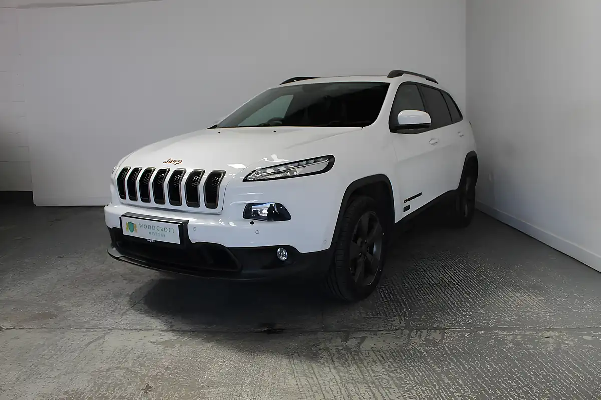 Used 2016 Jeep Cherokee 75th Anniversary White - Interior and Exterior details 2