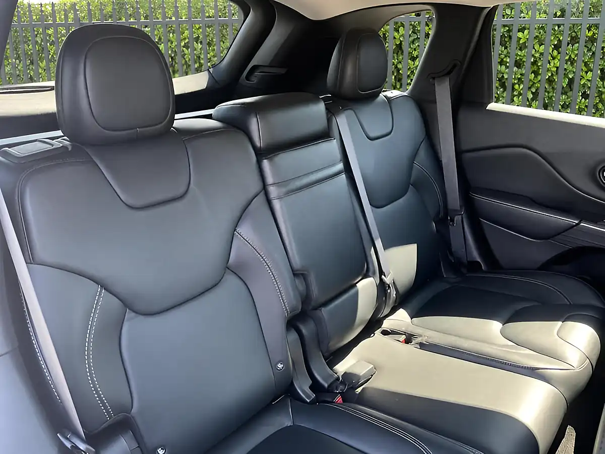 Used 2016 Jeep Cherokee Night Eagle White - Interior and Exterior details 14