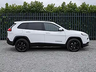 Used 2016 Jeep Cherokee Night Eagle White - Interior and Exterior details 6