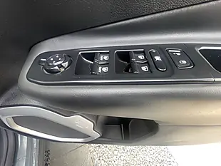 Used 2016 Jeep Renegade Limited Grey - Interior and Exterior details 11