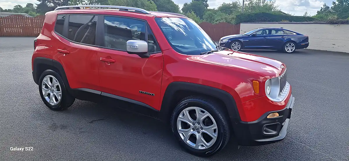 Used 2016 Jeep Renegade Limited Red - Interior and Exterior details 4