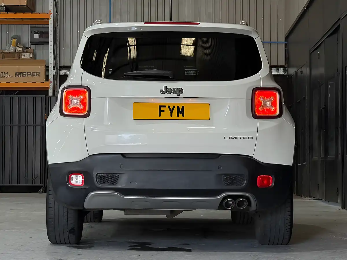 Used 2016 Jeep Renegade Limited White - Interior and Exterior details 12