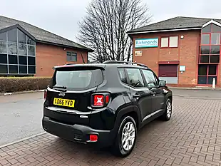 Used 2016 Jeep Renegade Longitude Black - Interior and Exterior details 10