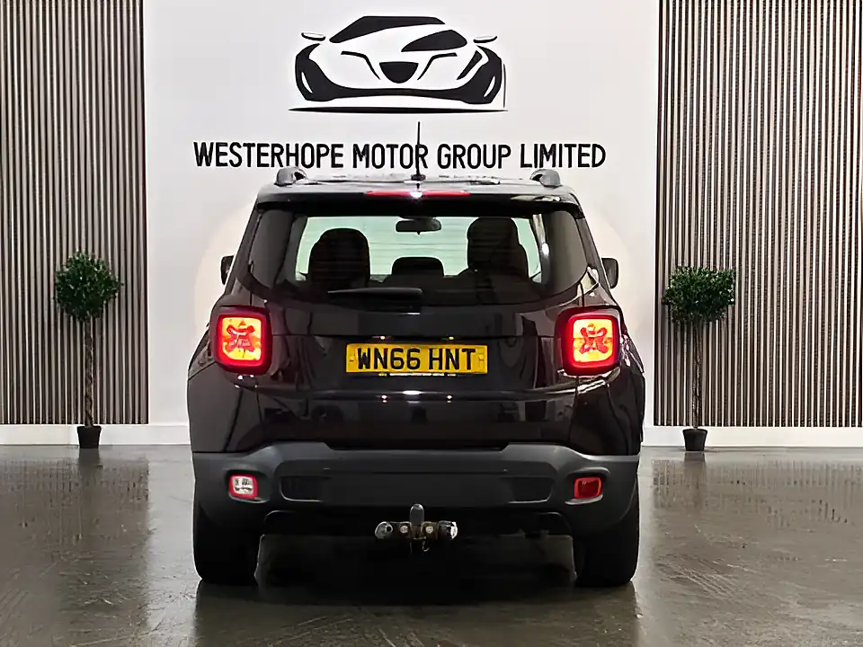 Used 2016 Jeep Renegade Longitude Black - Interior and Exterior details 12