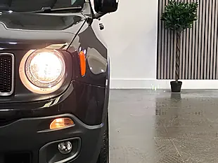 Used 2016 Jeep Renegade Longitude Black - Interior and Exterior details 18