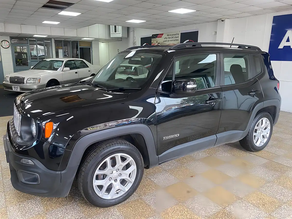 Used 2016 Jeep Renegade Longitude Black - Interior and Exterior details 2