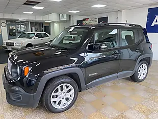 Used 2016 Jeep Renegade Longitude Black - Interior and Exterior details 7