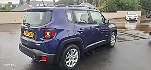 Used 2016 Jeep Renegade Longitude Blue - Interior and Exterior details 8