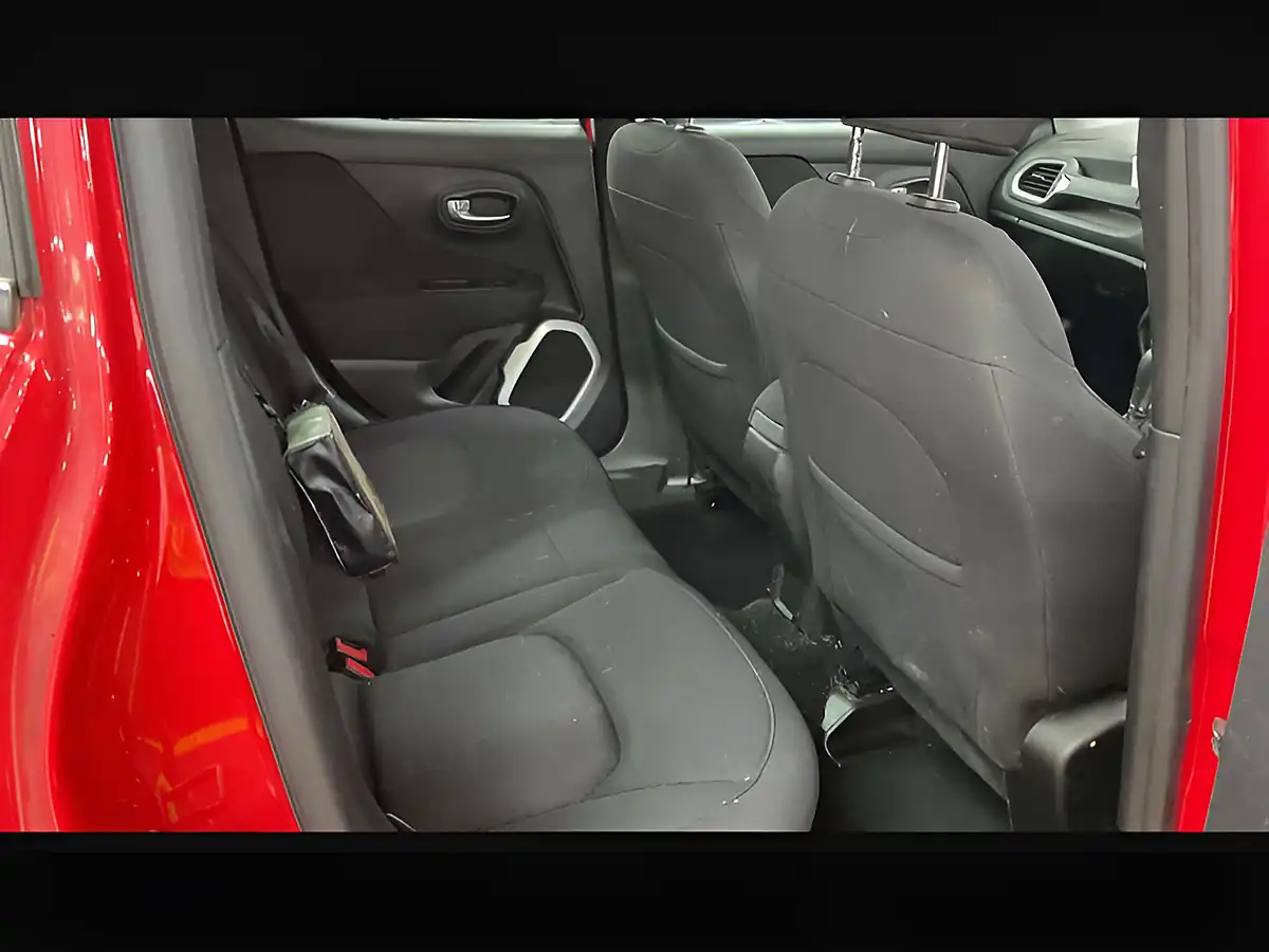 Used 2016 Jeep Renegade Longitude Colorado Red - Interior and Exterior details 11