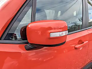 Used 2016 Jeep Renegade Longitude Orange - Interior and Exterior details 10