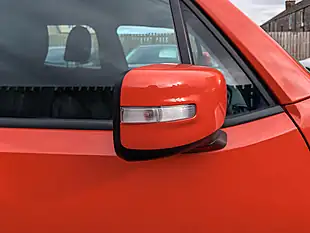 Used 2016 Jeep Renegade Longitude Orange - Interior and Exterior details 11