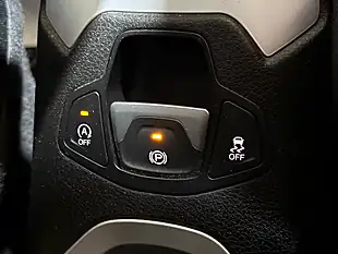Used 2016 Jeep Renegade Longitude Red - Interior and Exterior details 17